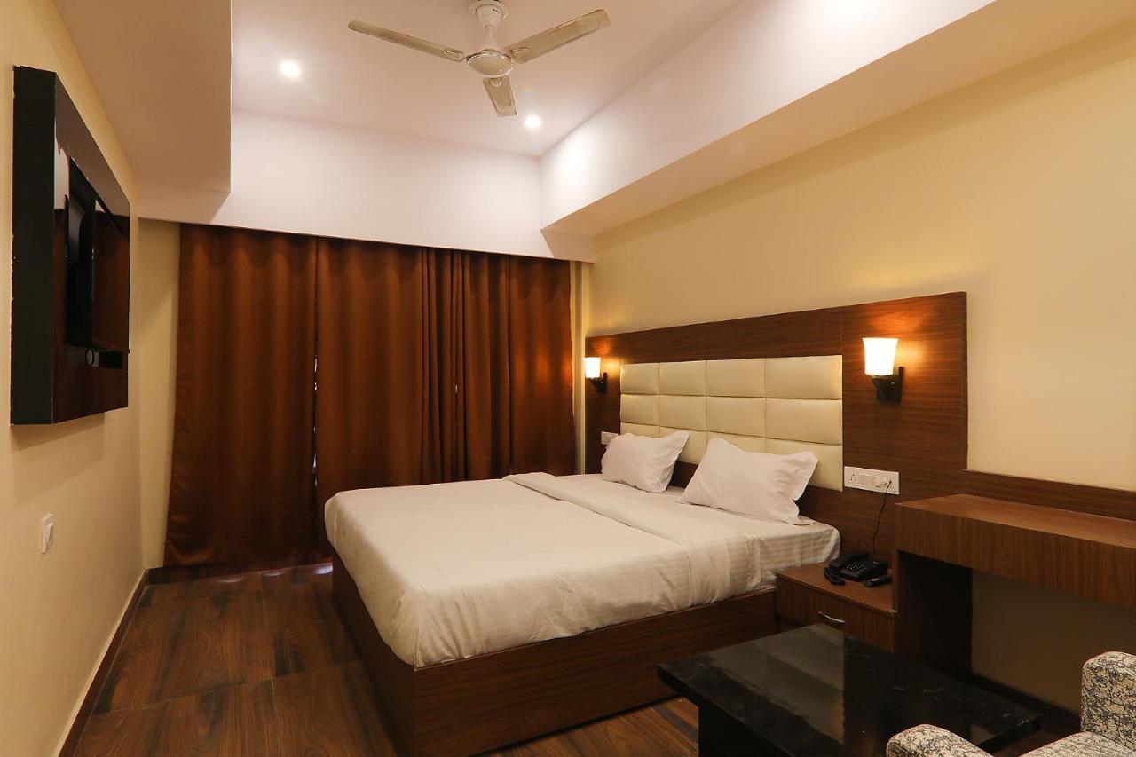 FabHotel Skyline Lucknow Exterior foto
