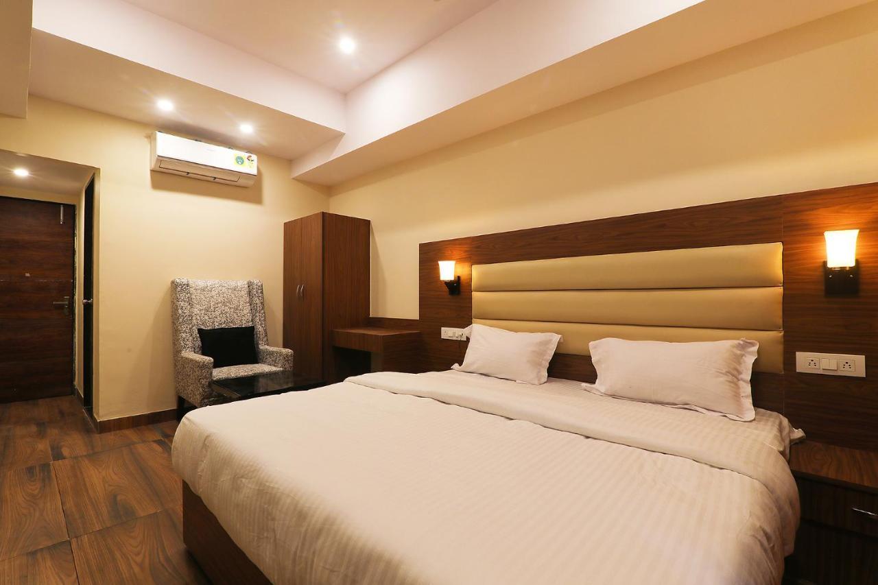 FabHotel Skyline Lucknow Exterior foto
